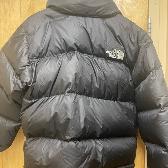 The North Face Black Puffer Jacket - Picture 5 of 6